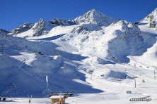 Listopadowe narty na lodowcu Stubai