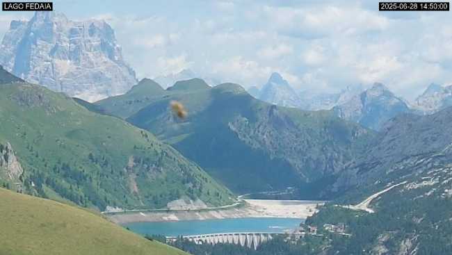 Lago e Passo Fedaia