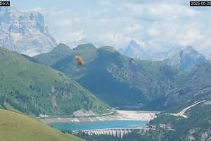 Lago e Passo Fedaia