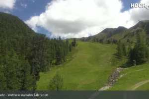 Kamera Oetz Hochoetz Wetterkreuzbahn Talstation (LIVE Stream)