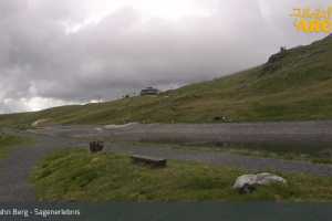 Kamera Wald im Pinzgau Koenigsleiten - Zillertal Arena Mitterleger Bergstation (LIVE Stream)