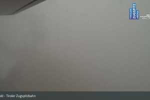 Kamera Ehrwald Ehrwalder Almbahn - Tiroler Zugspitz Are Tir. Zugspitzbahn Bgst. (LIVE Stream)