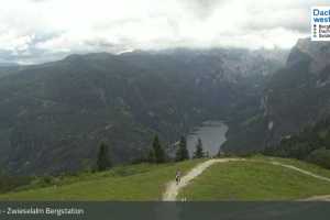 Kamera Gosau  Dachstein West: Zwieselalm Bergstation (LIVE Stream)