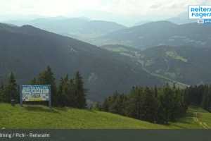 Kamera Reiteralm  Bergstation 6er-Sesselbahn (LIVE Stream)