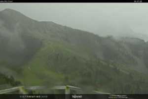 Kamera Val di Fiemme Alpe Cermis Un rifugio