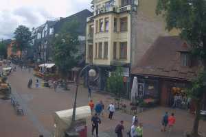 Kamera Zakopane  Krupówki  - widok na deptak