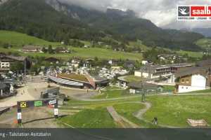 Kamera Saalfelden Leogang  Talstation Asitzbahn (LIVE Stream)