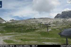 Kamera Val Rendena Madonna di Campiglio Rifugio Stoppani