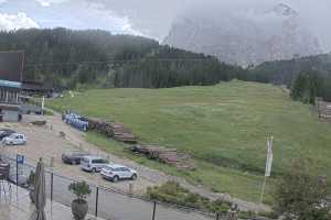 Kamera Val Gardena / Gröden  Piz Sella i Sassolungo  widok z hotelu Plan de Gralba