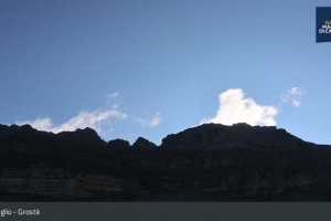 Kamera Val Rendena Madonna di Campiglio Grosta Sessellift - Talstation (LIVE Stream)