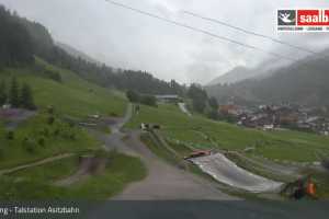 Kamera Saalfelden Leogang  Talstation Asitzbahn (LIVE Stream)