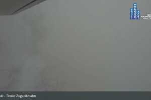 Kamera Ehrwald Ehrwalder Almbahn - Tiroler Zugspitz Are Tir. Zugspitzbahn Bgst. (LIVE Stream)