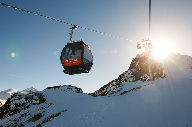 Lodowiec Pitztal otwiera sezon narciarski Lodowiec Pitztal otwiera sezon narciarski
