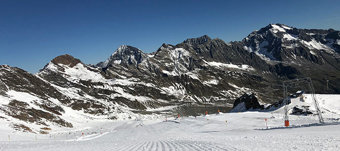 Otwarcie sezonu na lodowcu Stubai Otwarcie sezonu na lodowcu Stubai