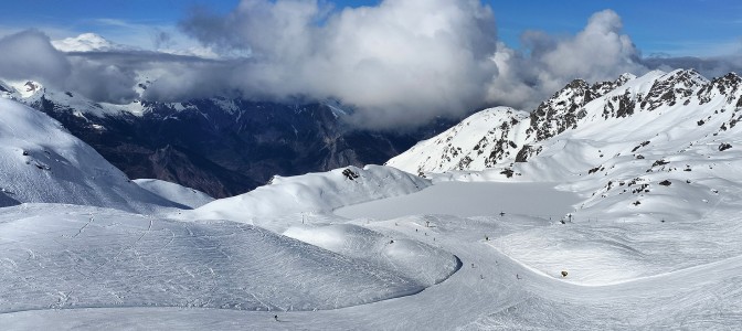 Szwajcarskie Cztery Doliny – sezon rusza w połowie listopada fot. J.kałucki Szwajcarskie Cztery Doliny – sezon rusza w połowie listopada fot. J.kałucki