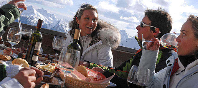 Apres Ski w Trentino, czyli wieczorne atrakcje po nartach Apres Ski w Trentino, czyli wieczorne atrakcje po nartach