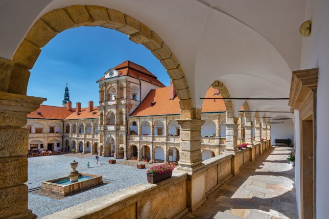 Kliknij, aby wyświetlić pierwsze zdjęcie