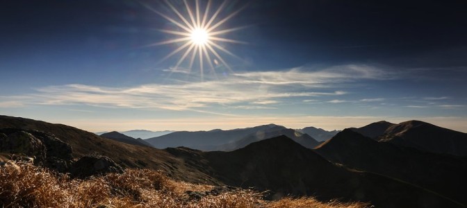 Jesień bez pośpiechu – zaplanuj odpoczynek w górach i odkryj uroki tej malowniczej pory roku
