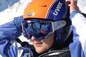 Gogle i kask Uvex fot. skionline.pl